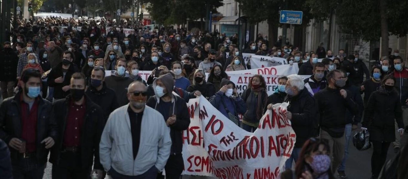 ΝΔ: «Ο ΣΥΡΙΖΑ μόνο το τελευταίο 3ήμερο οργάνωσε 31 συγκεντρώσεις αγνοώντας πλήρως τα υγειονομικά μέτρα»